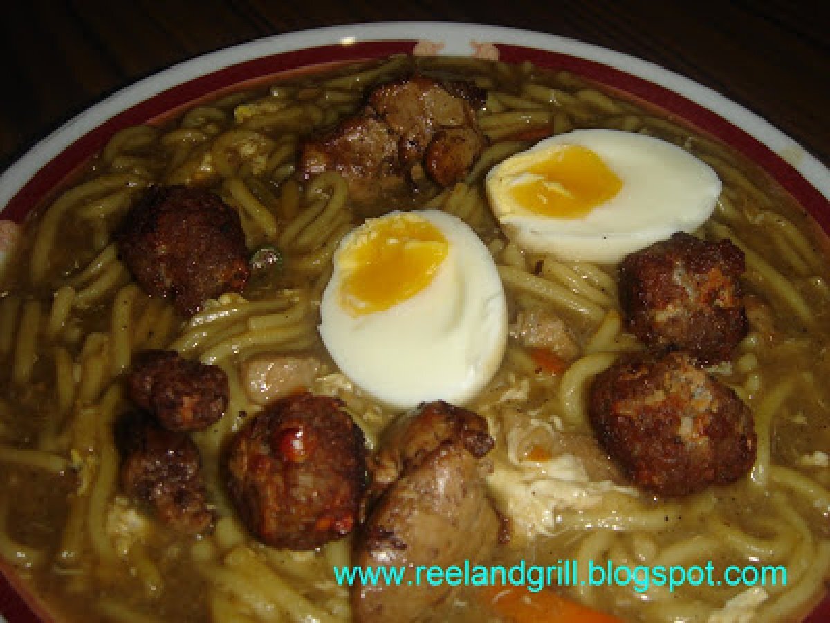 Loming Lipa - Pancit Lomi (Fresh Egg Noodles in Thick Soup)