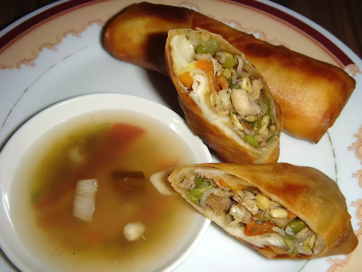 Lumpia recipe: vegetable spring roll (lumpiang prito)