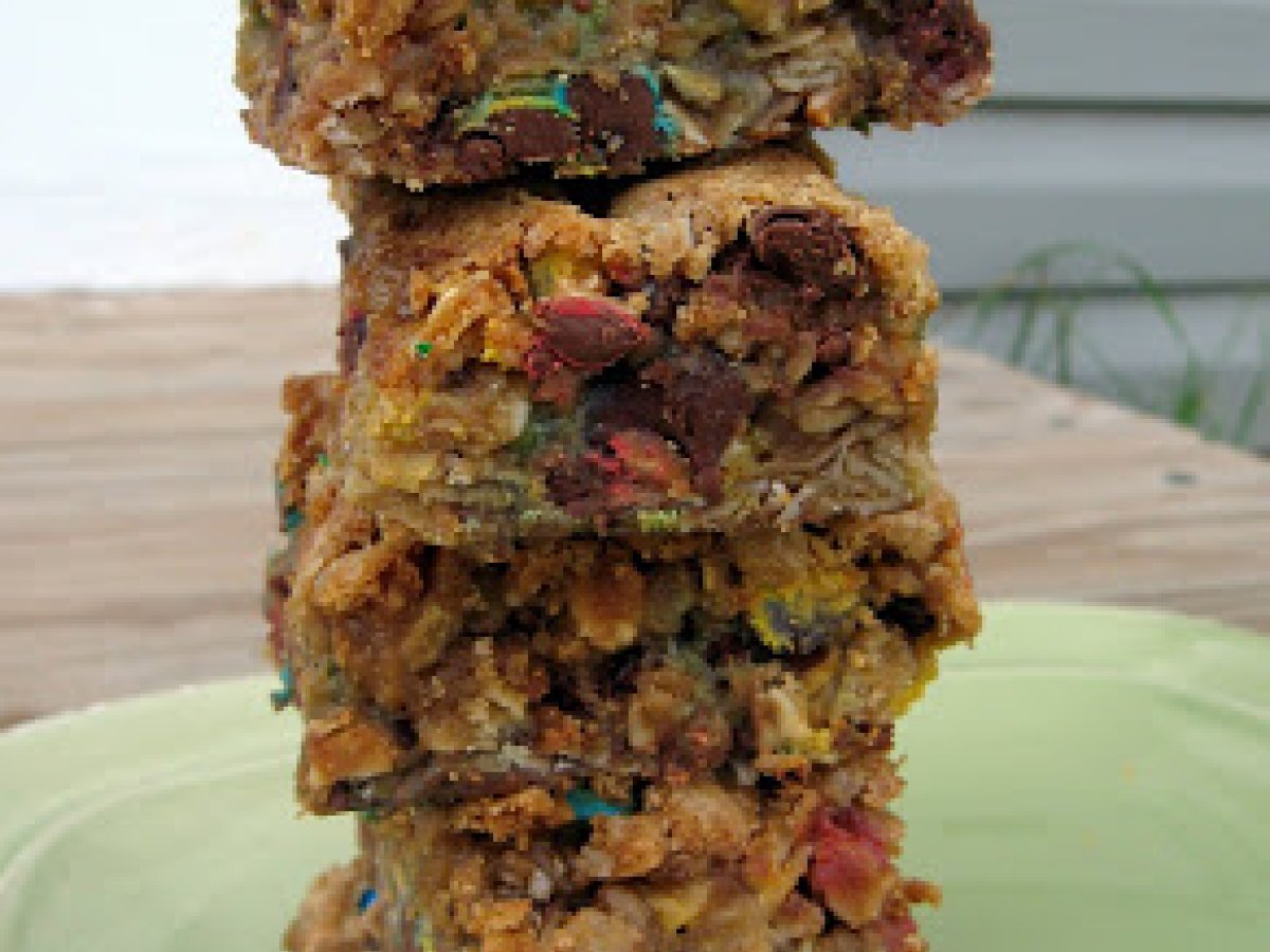 M&M-Chocolate Chip Oatmeal Bars - photo 2