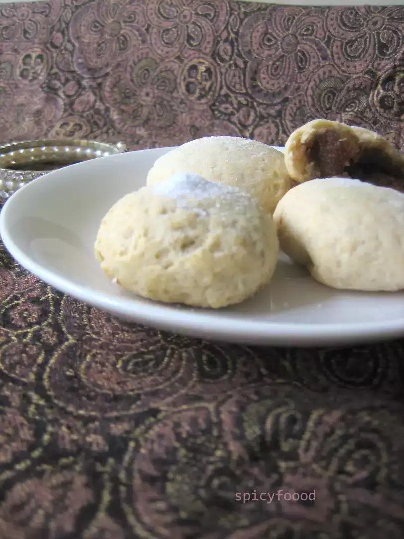 Maamoul recipe: easy homemade dessert instructions