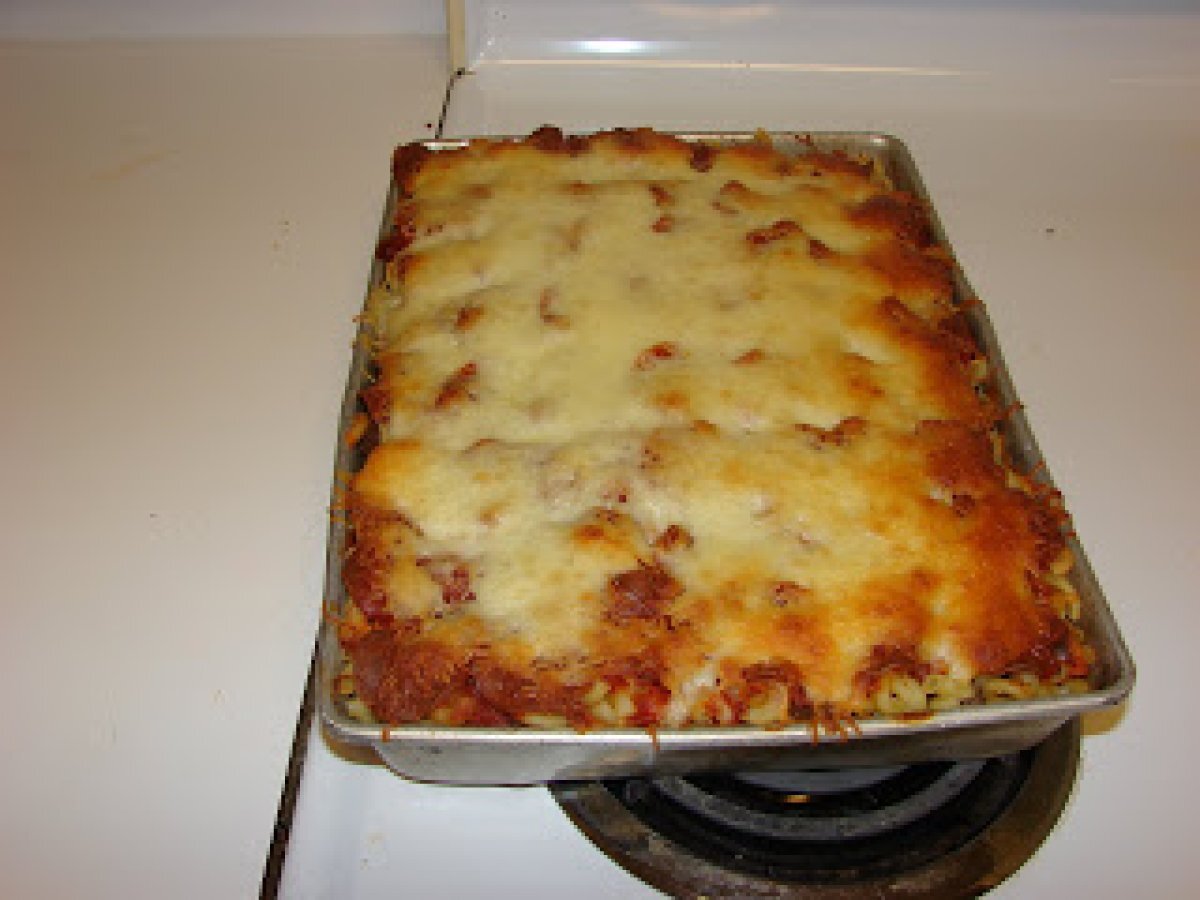 Macaroni pizza casserole - Recipe Petitchef