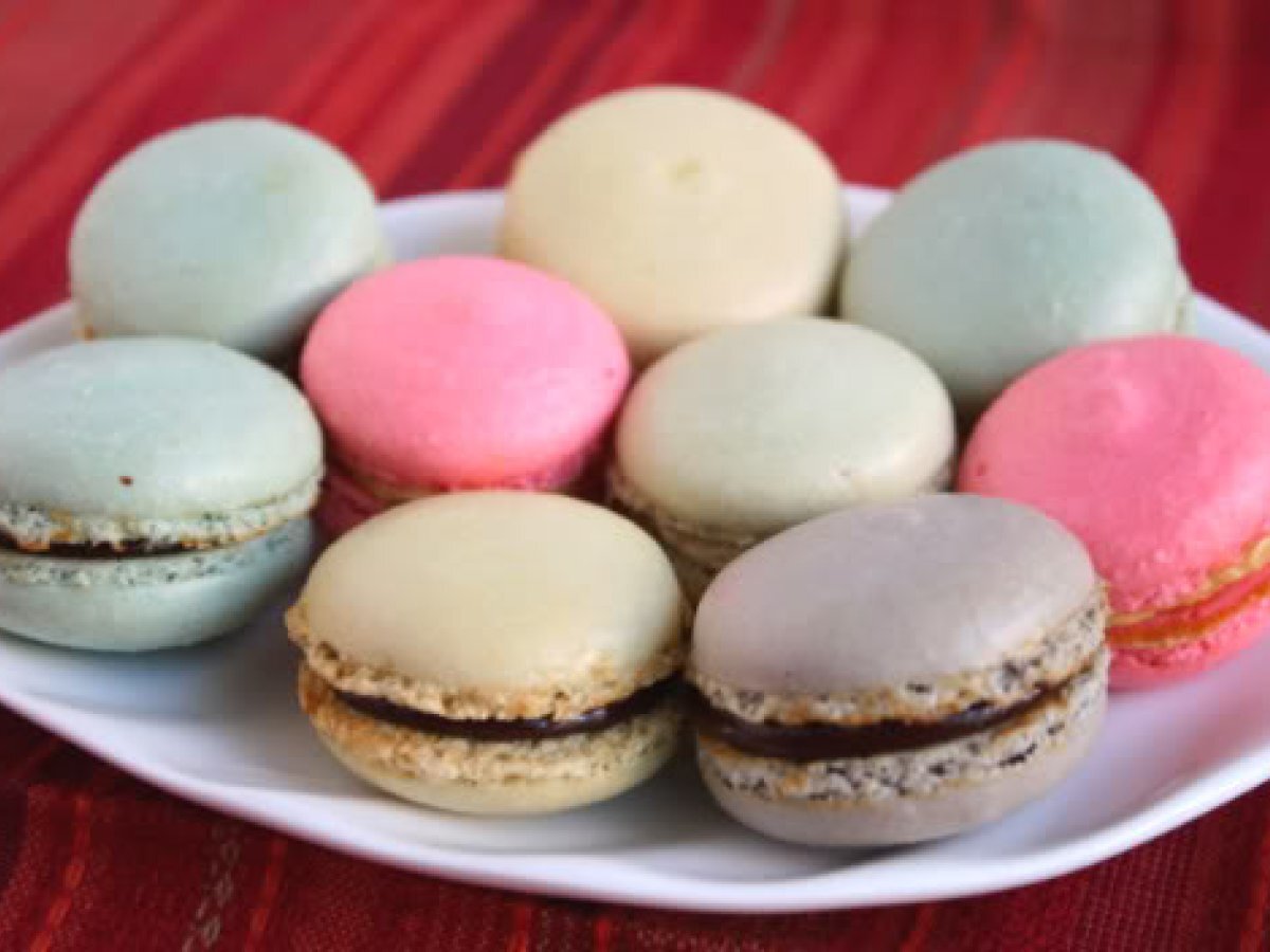 Macarons with Earl Grey Chocolate Ganache - photo 2