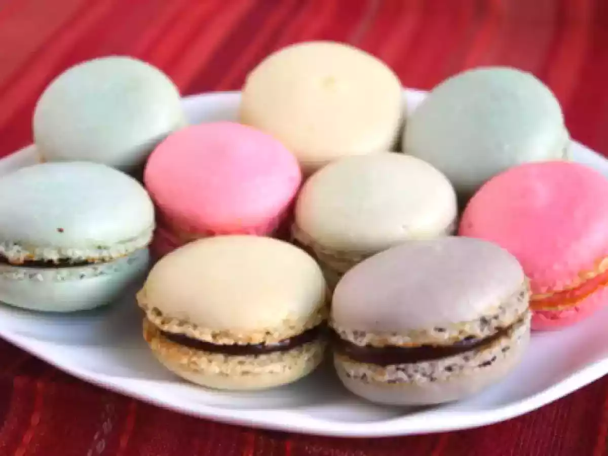 Macarons with Earl Grey Chocolate Ganache - photo 2