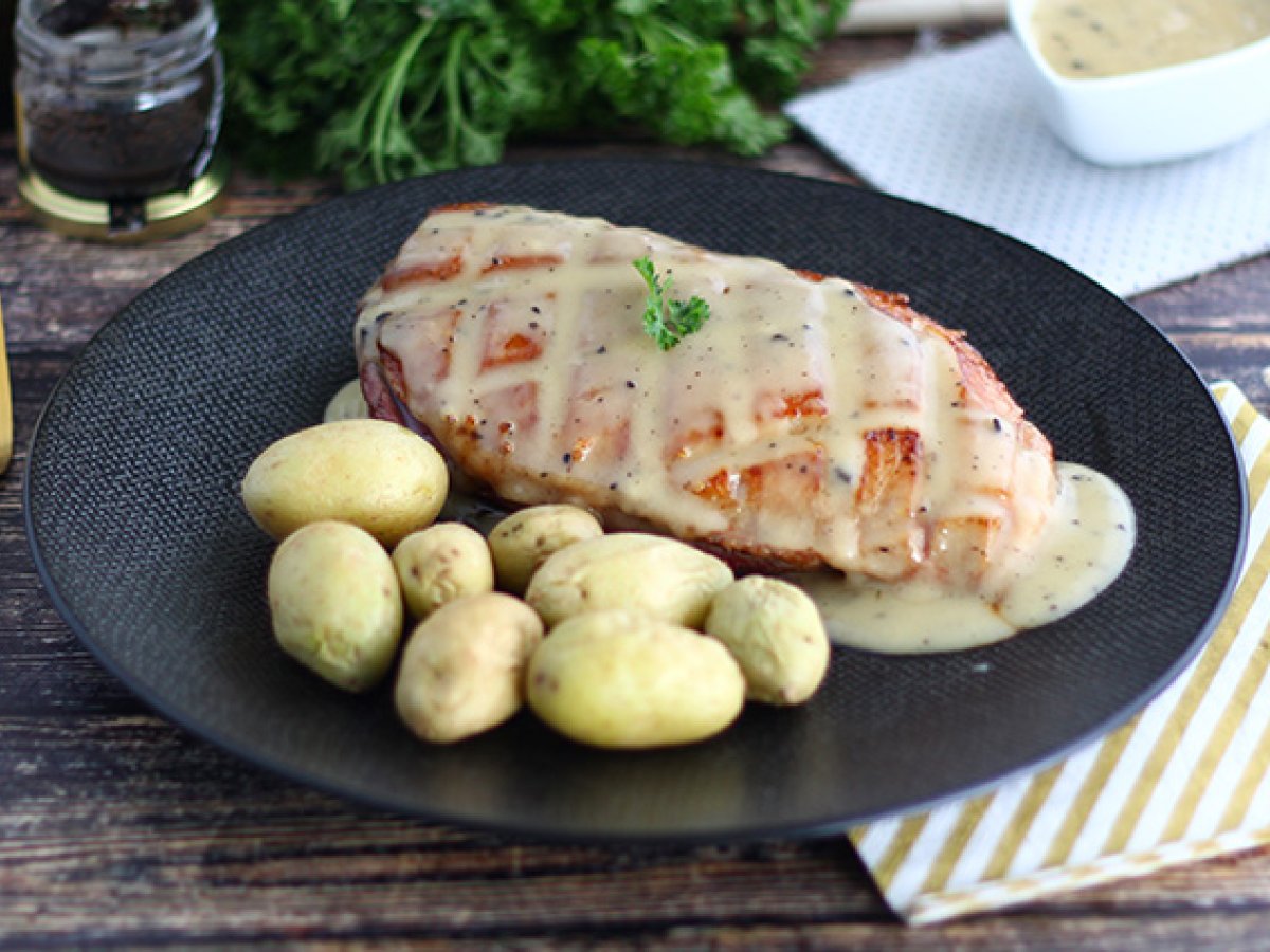 Magret duck breast with truffle sauce