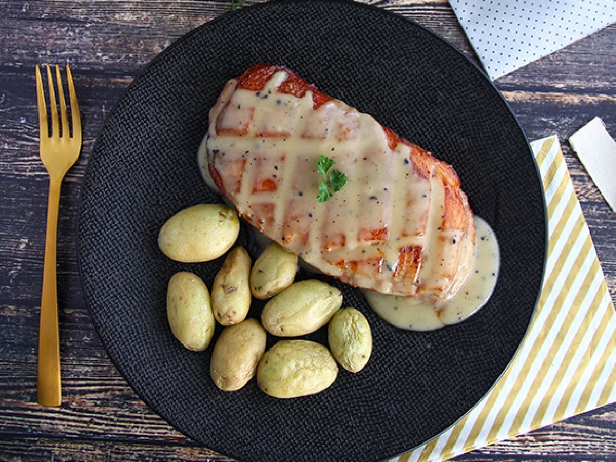 Magret duck breast with truffle sauce - photo 3