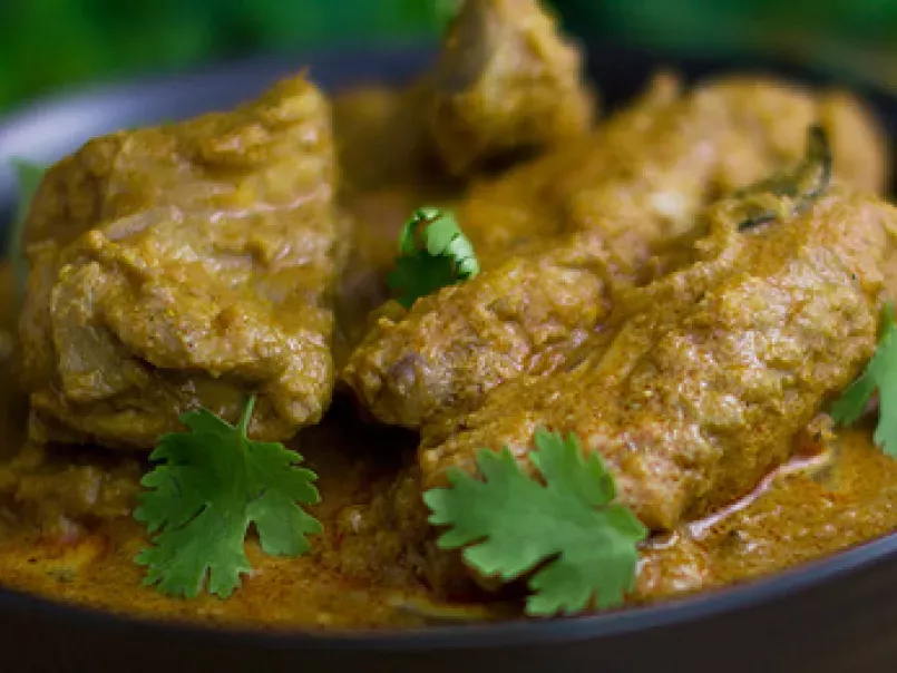 Malabar Chicken Curry or Varutharacha Chicken Curry - photo 2