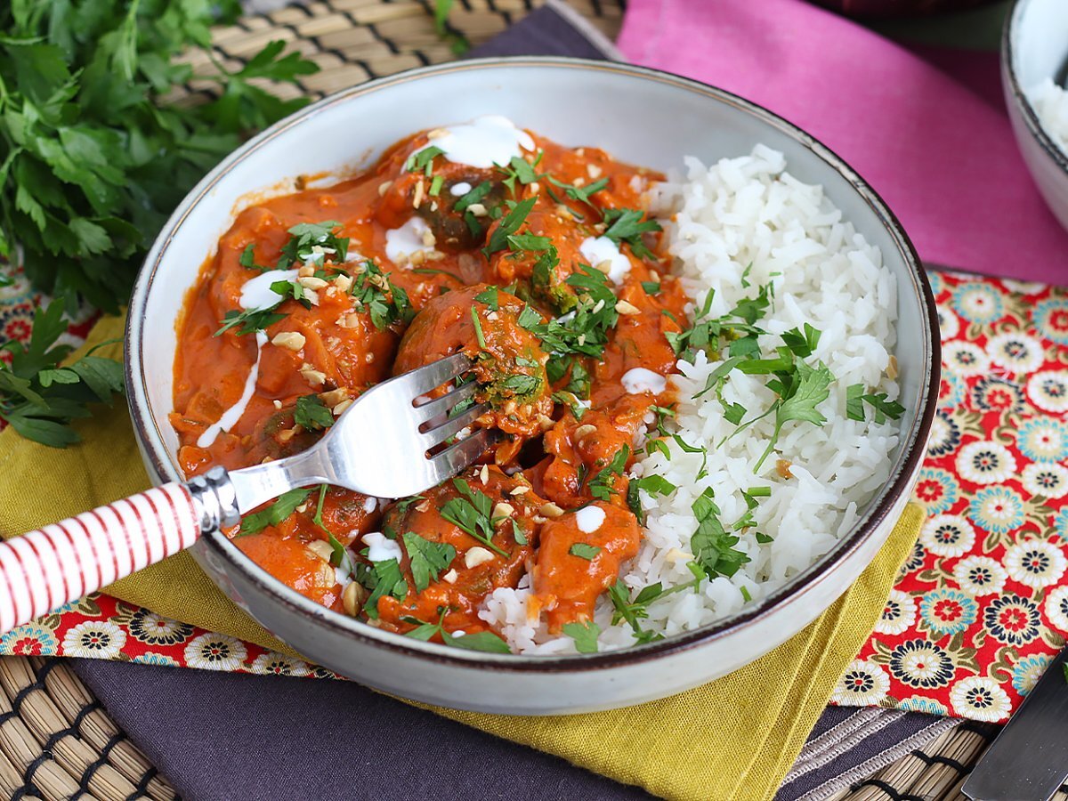 Malai Kofta vegan: chickpea and spinach balls with tomato and coconut sauce - photo 3