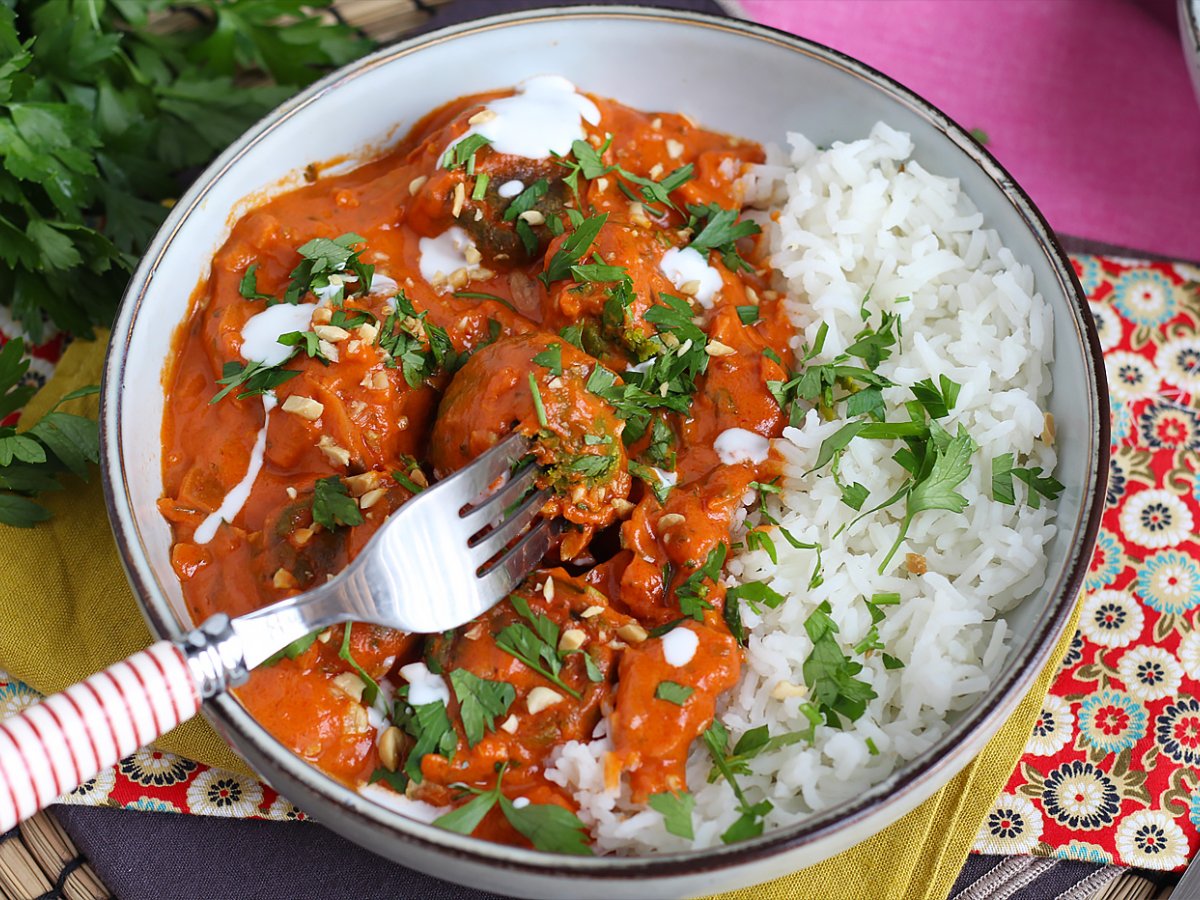 Malai Kofta vegan: chickpea and spinach balls with tomato and coconut sauce - photo 5