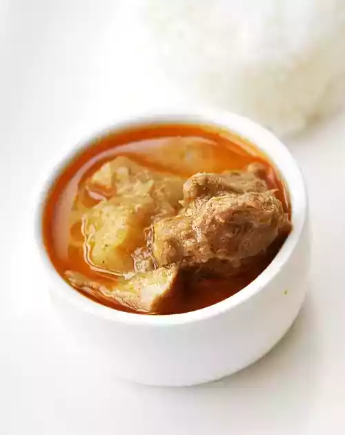 Malaysian chicken curry recipe with coconut sauce