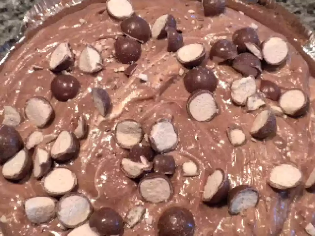 Malted Milk Ball Pie