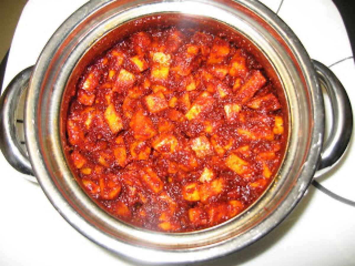 Mamidikaaya Menthi Baddalu(Quick Raw Mango Pickle)