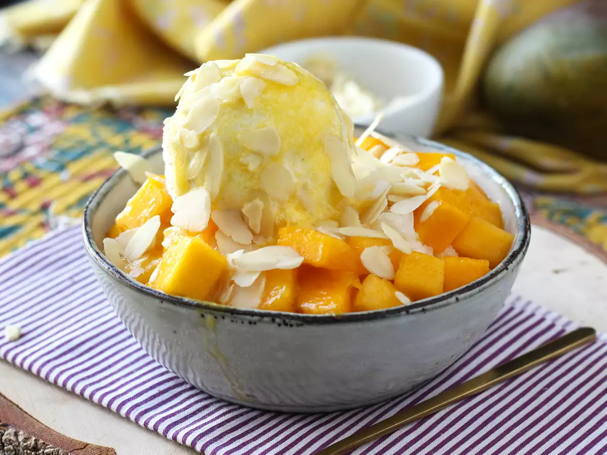 Mango bingsu, the delicious Korean mango dessert taking the world by storm - photo 5
