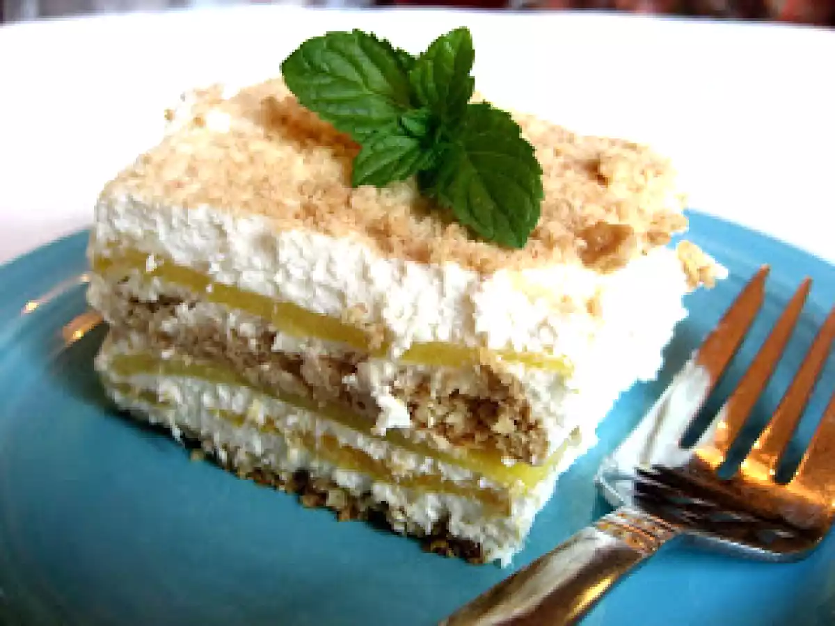 Mango-Refrigerator Cake