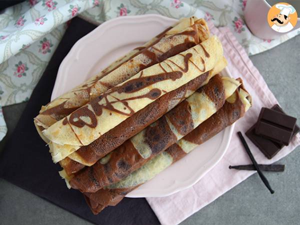 Marble chocolate and vanilla crepes - photo 3