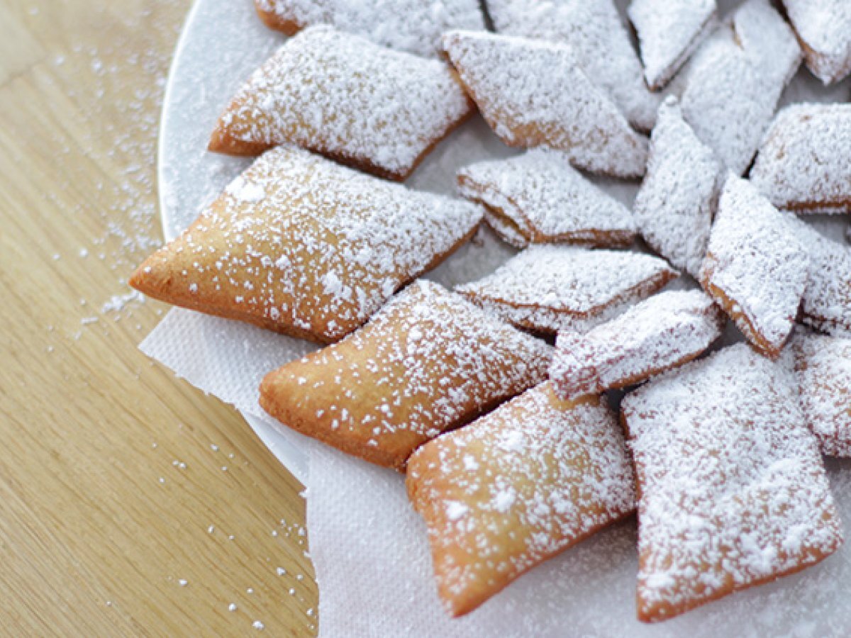 Mardi Gras Diamond-shaped donuts - Video Recipe ! - photo 4