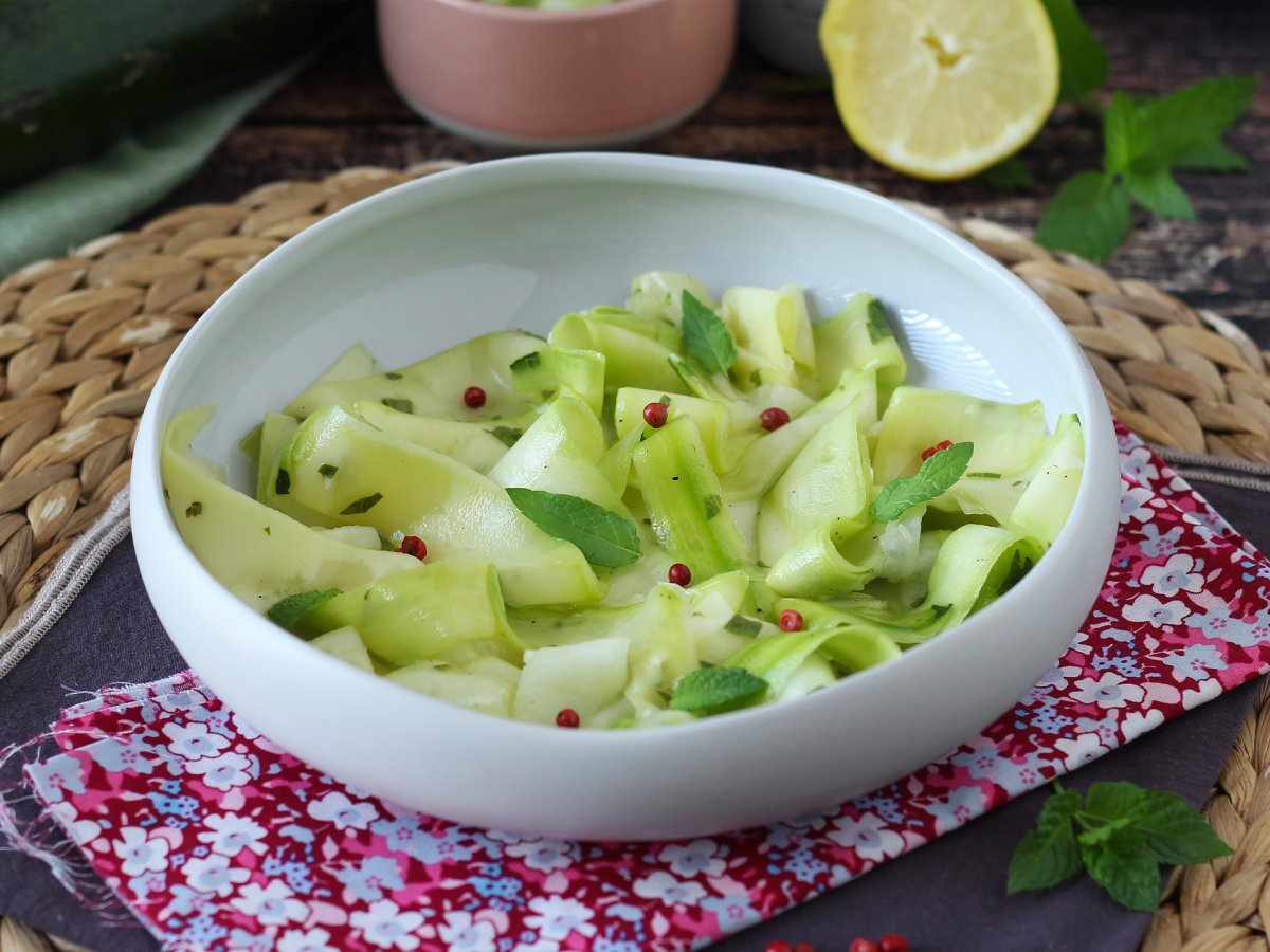 Marinated courgettes, the perfect vegetable carpaccio for summer!