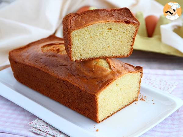 Mascarpone cake (moist and flavorful)