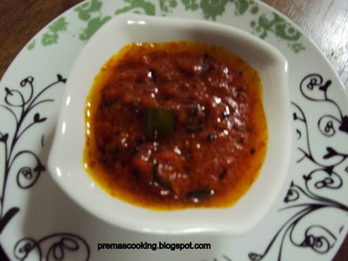 Mathulam Pazham Chutney(Pomegranate Chutney)