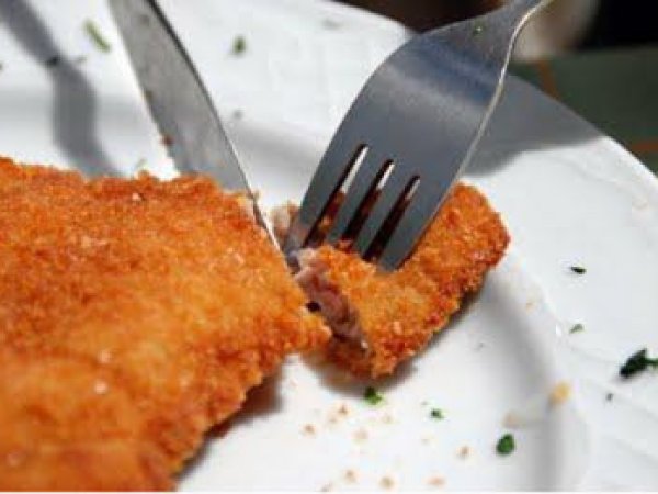 Milanesa Argentina -- Beef schnitzel Milanesa Argentina -- Beef schnitzel