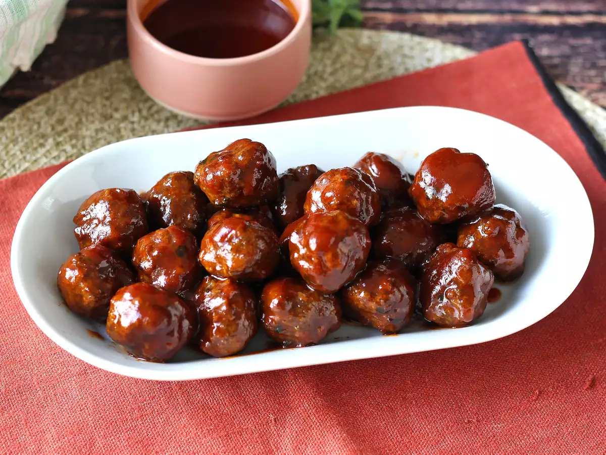 Meatballs in air fryer with sweet and sour sauce barbecue style: easy and tasty recipe - photo 2