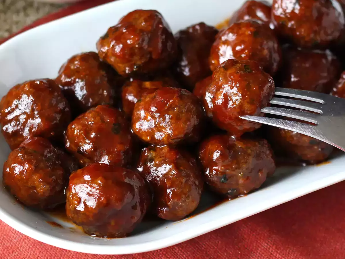 Meatballs in air fryer with sweet and sour sauce barbecue style: easy and tasty recipe - photo 5