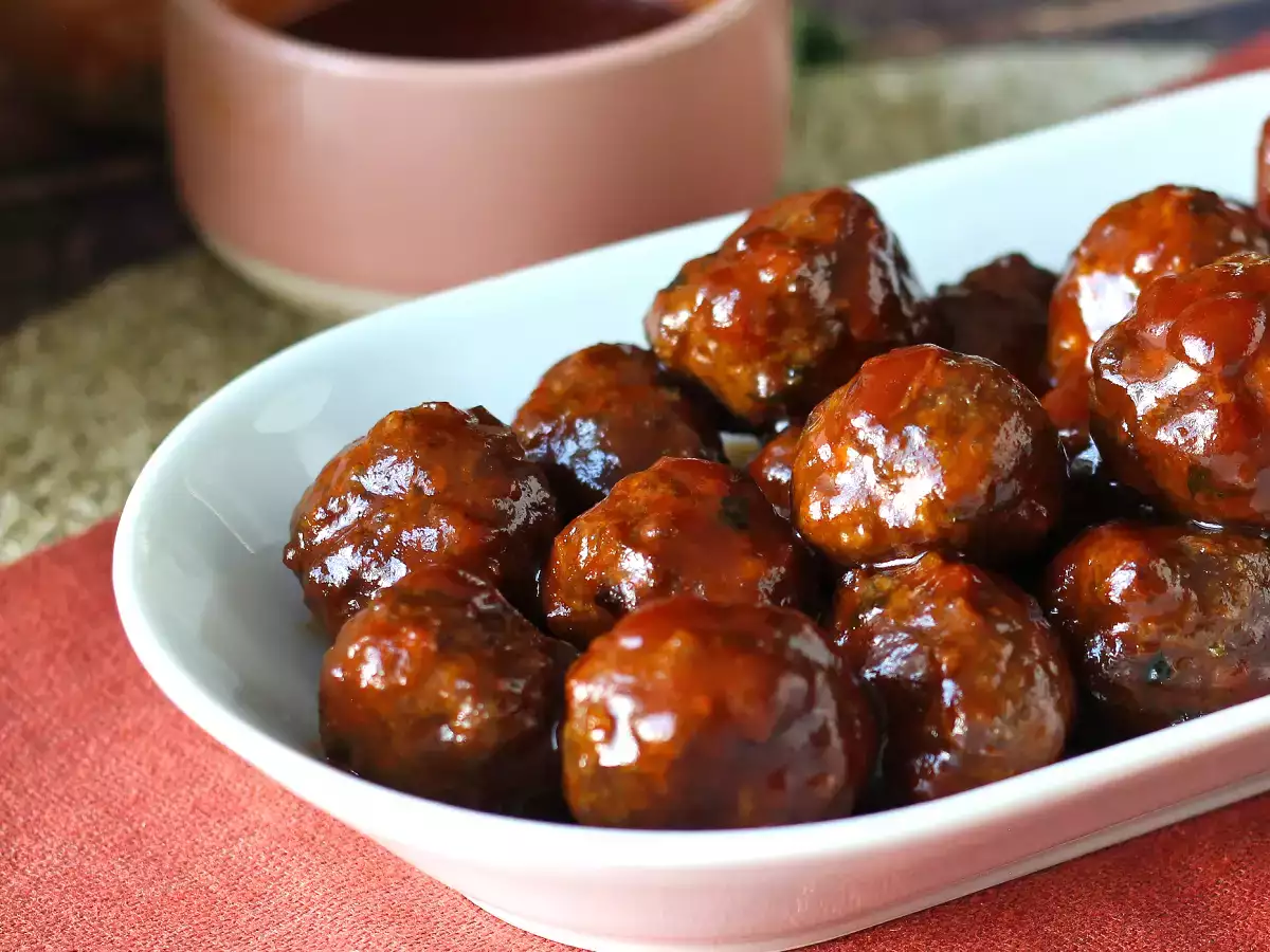 Meatballs in air fryer with sweet and sour sauce barbecue style: easy and tasty recipe - photo 6