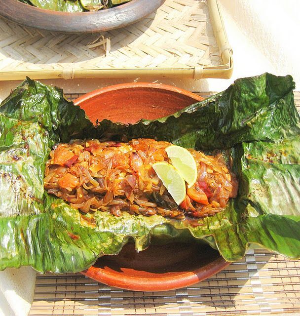 https://en.petitchef.com/imgupl/recipe/meen-pollichathu-fish-grilled-in-banana-leaves--37000p45413.jpg