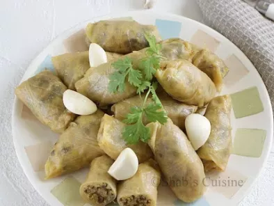 Mehshi Malfouf (Stuffed Cabbage rolls)
