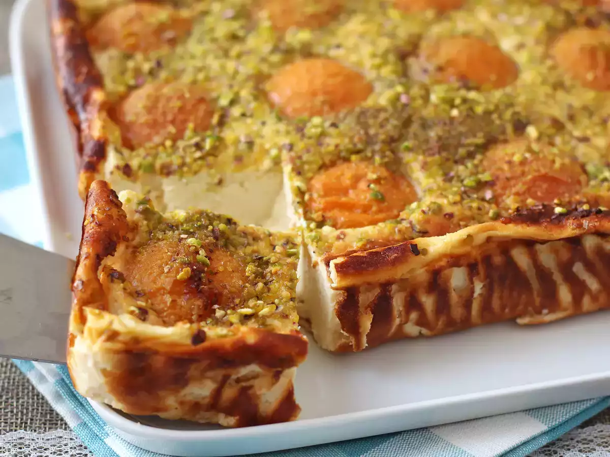 Melt-in-your-mouth apricot cheesecake - photo 2