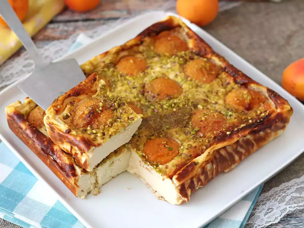 Melt-in-your-mouth apricot cheesecake - photo 4