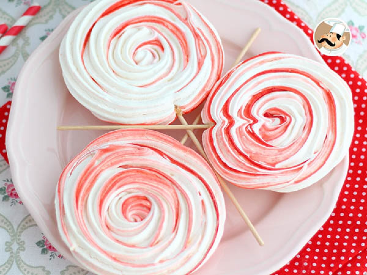 Meringue lollipops - Video recipe !