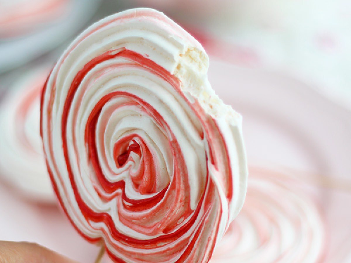 Meringue lollipops - Video recipe ! - photo 6