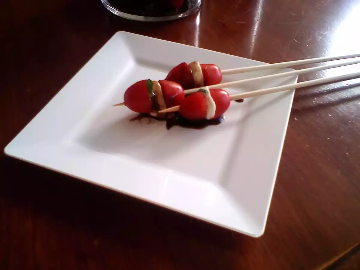 Mini Caprese Bites