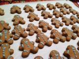 Mini Gingerbread Boys & Cupcakes, photo 1