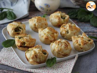 Mini spinach and goat's cheese puff pastries