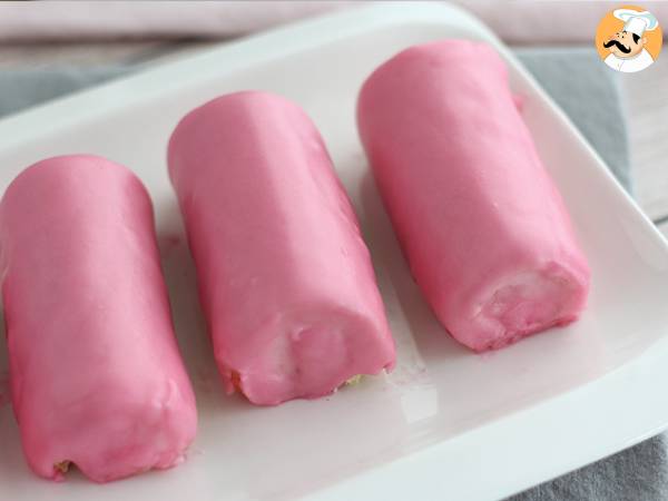 Mini strawberry rolls, pink panthers - photo 4