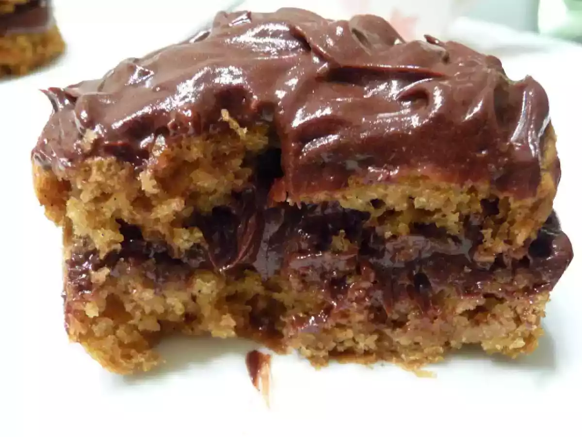 Mini Vanilla Cakes with Chocolate-Mascarpone Cheese - photo 3