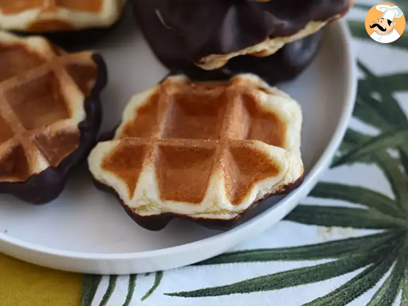 Mini waffles with chocolate, photo 6