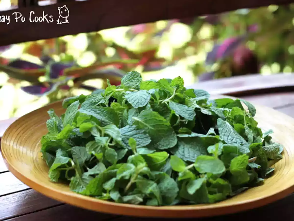 Mint leaves and egg soup - Featured in Group Recipes - photo 2