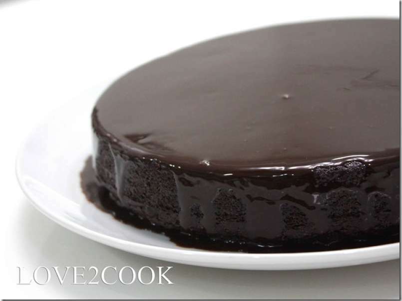 Moist Chocolate Cake, photo 1