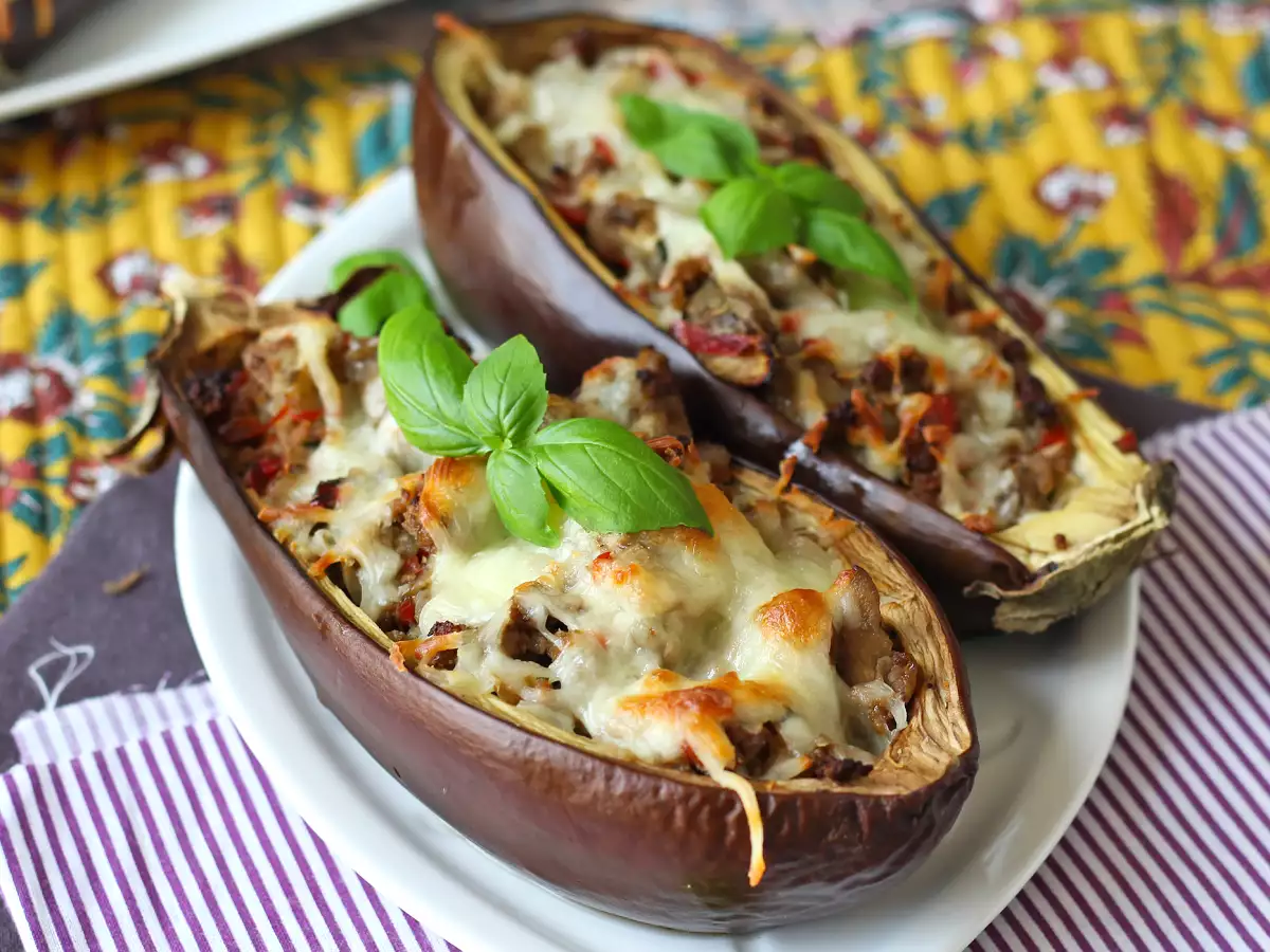 Mozzarella-Gratinated Stuffed Eggplants - photo 5
