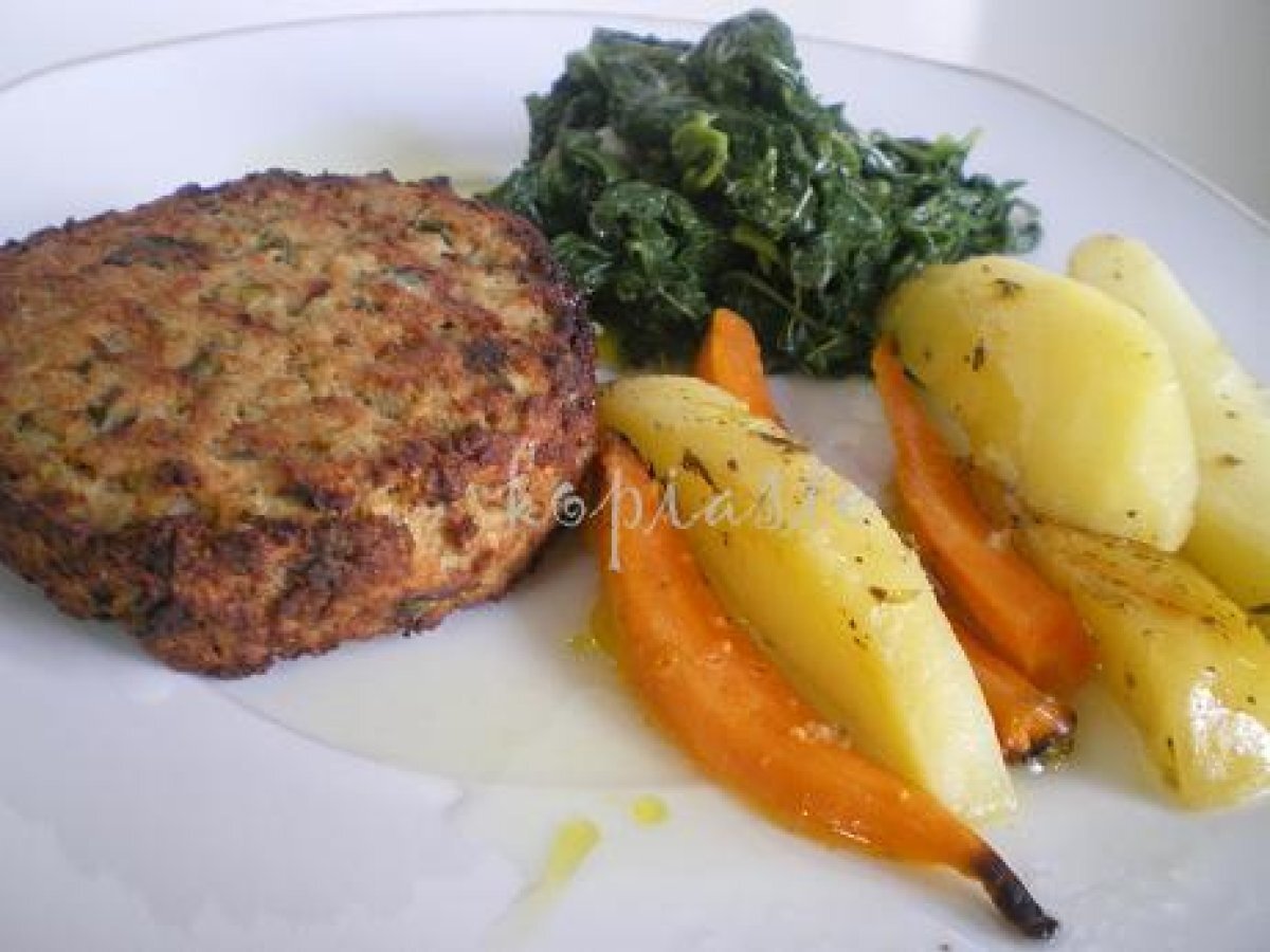 Mpiftekia (Hamburgers) with Vlita and Garlicky Cucumber Salad