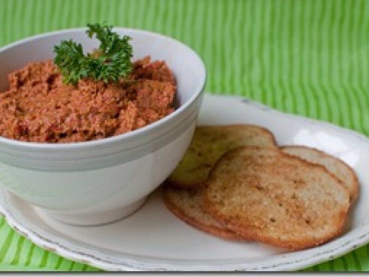 Muhammara (Turkish Spicy Walnut Dip) - photo 2