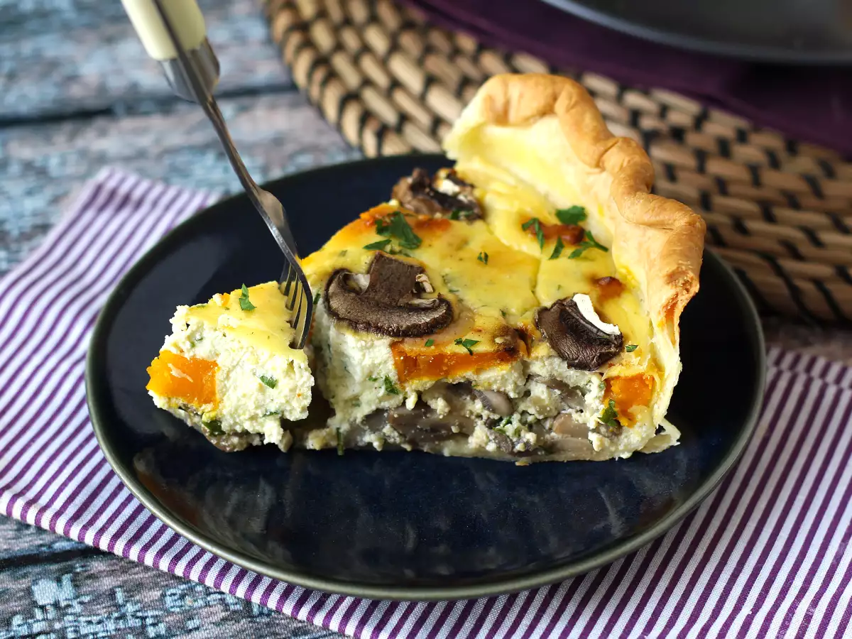 Mushroom and butternut squash quiche - photo 2
