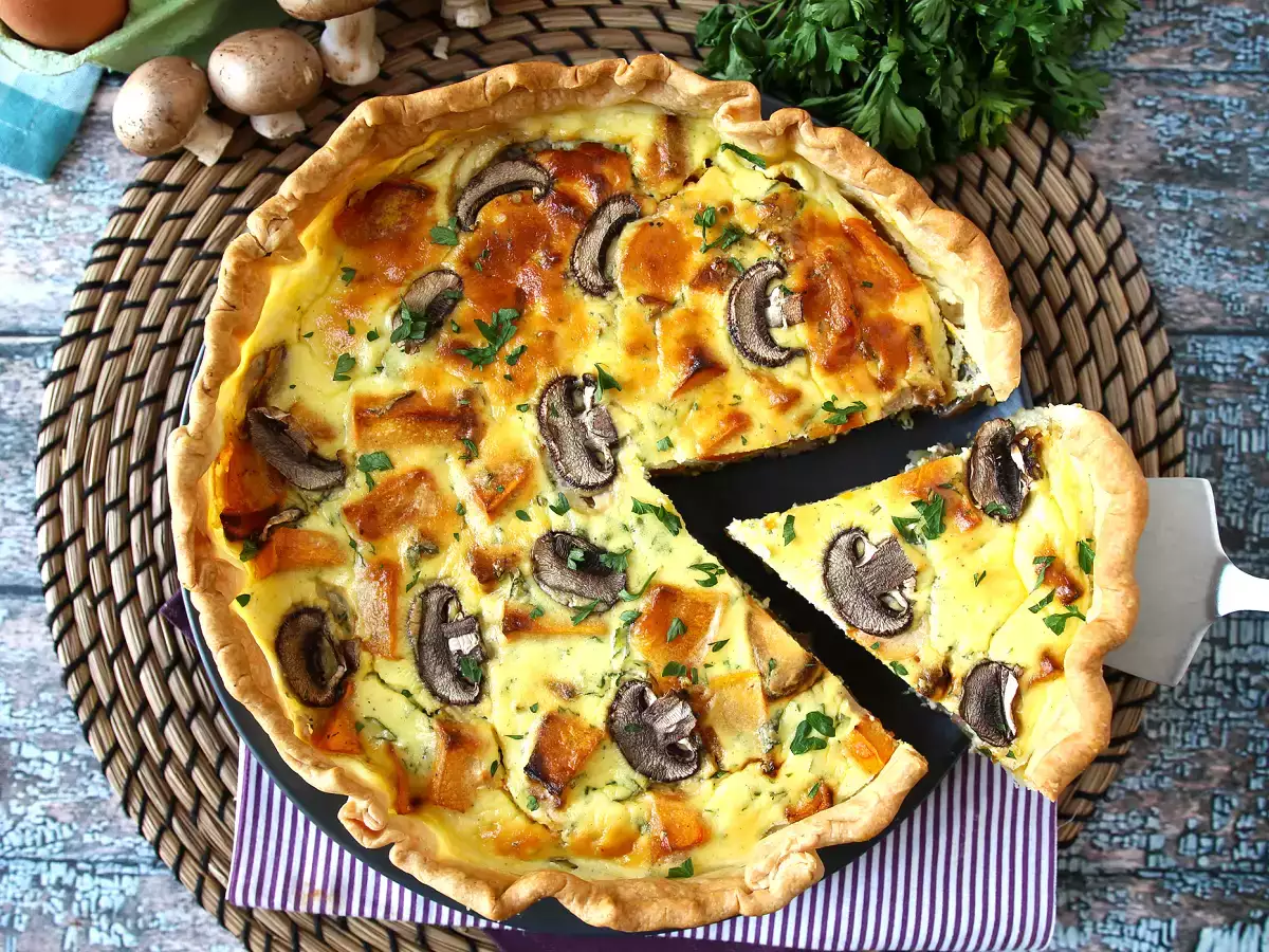 Mushroom and red kuri squash quiche - photo 8