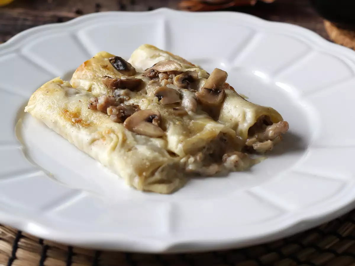 Mushroom and Sausage Cannelloni: a Rich, Flavorful First Course - photo 2