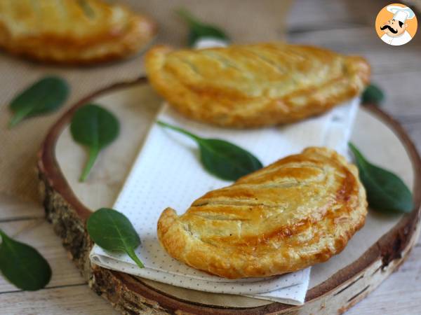 Mushroom and spinach puff pastries