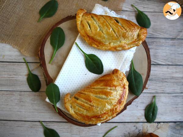 Mushroom and spinach puff pastries - photo 5