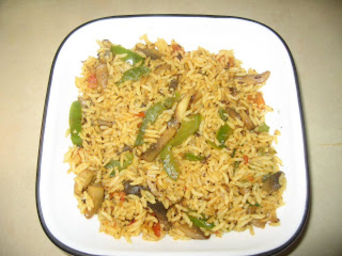 Mushroom-Capsicum Rice