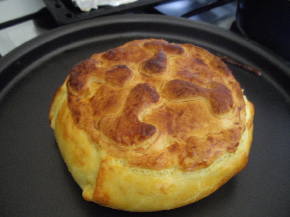 Mushroom Stuffed Brie en Croute